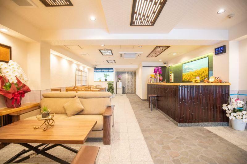 Hotel Himawari Osaka Buitenkant foto